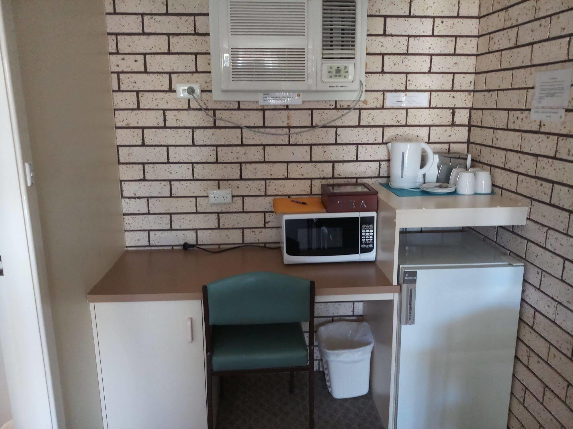 Alfa Motel Gilgandra Kültér fotó